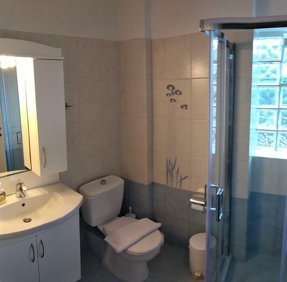Avra Hotel Kiparíszi Kültér fotó